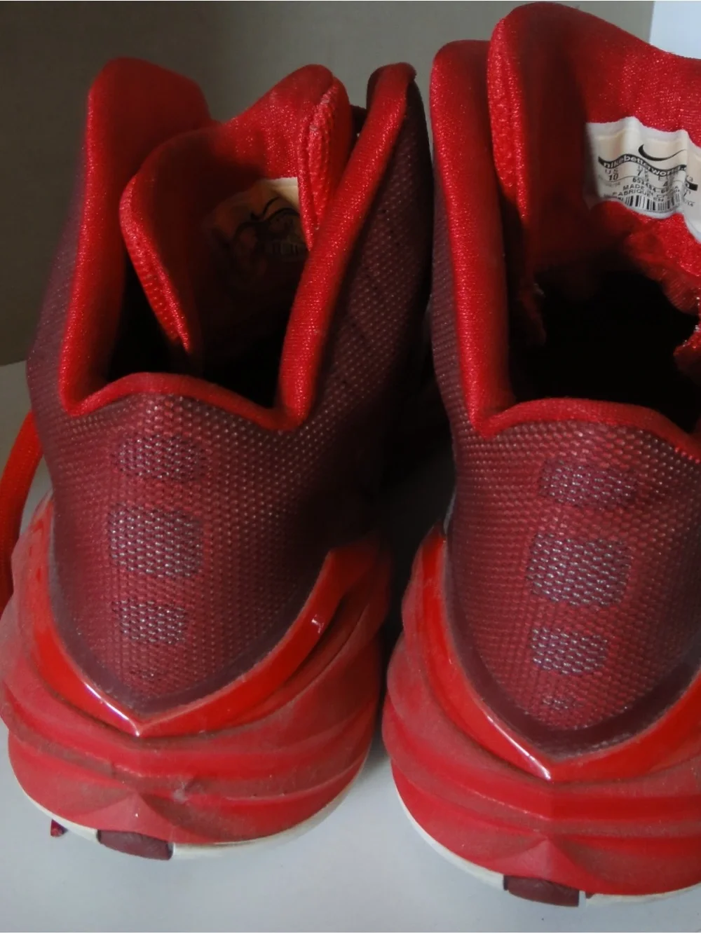 Nike Hyperdunk Red High-Top Athletic Basketball Shoes